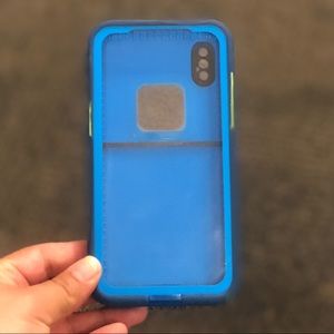 Lifeproof Case
